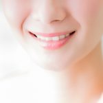 歯を美しく見せるセラミック治療